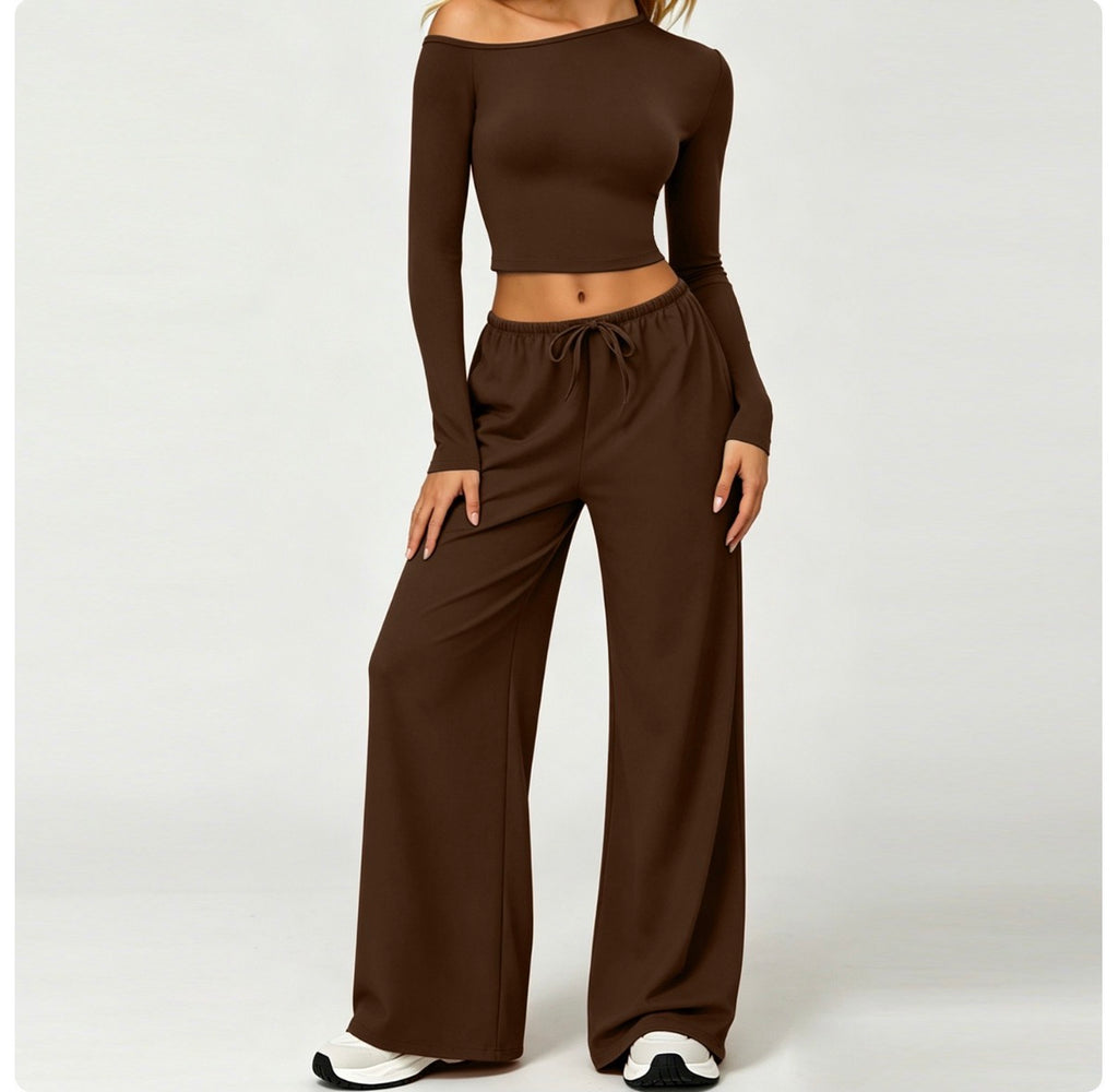Carolines Travel Set off shoulder